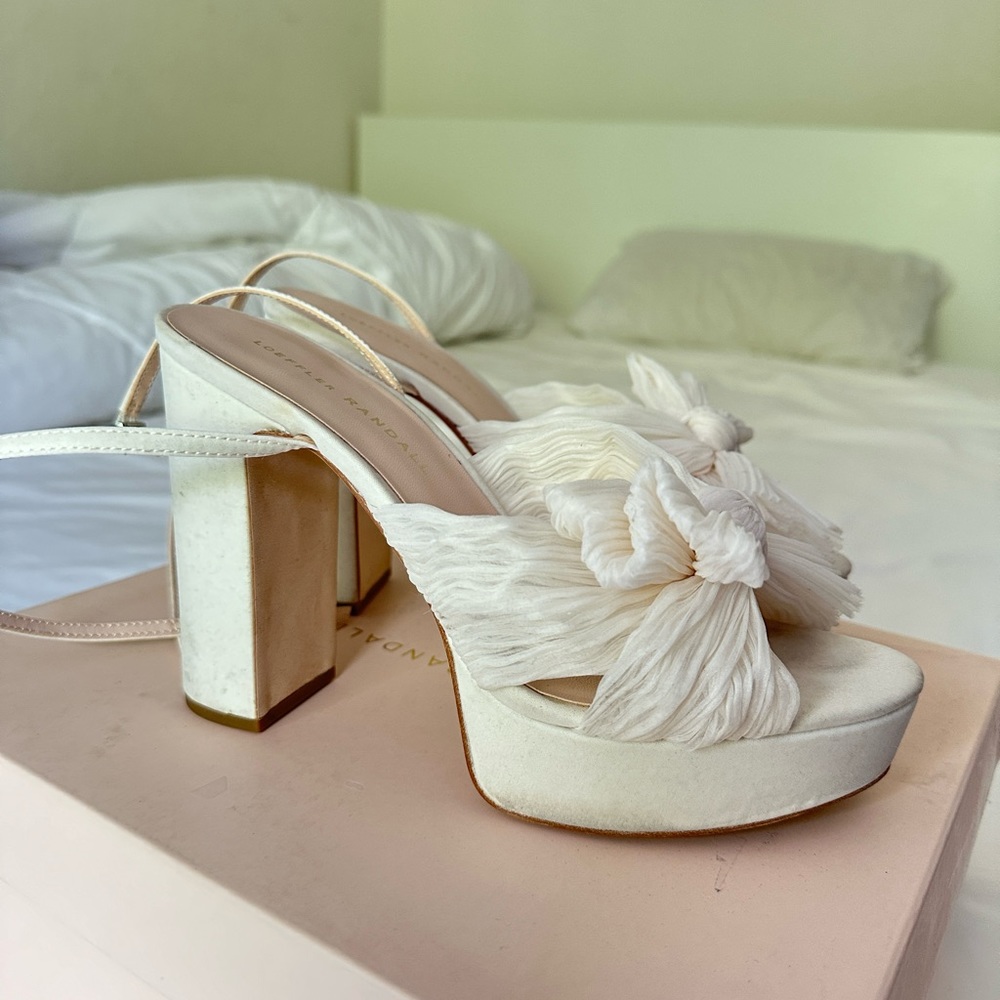 Loeffler Randall Natalia platform in Pearl Size 7